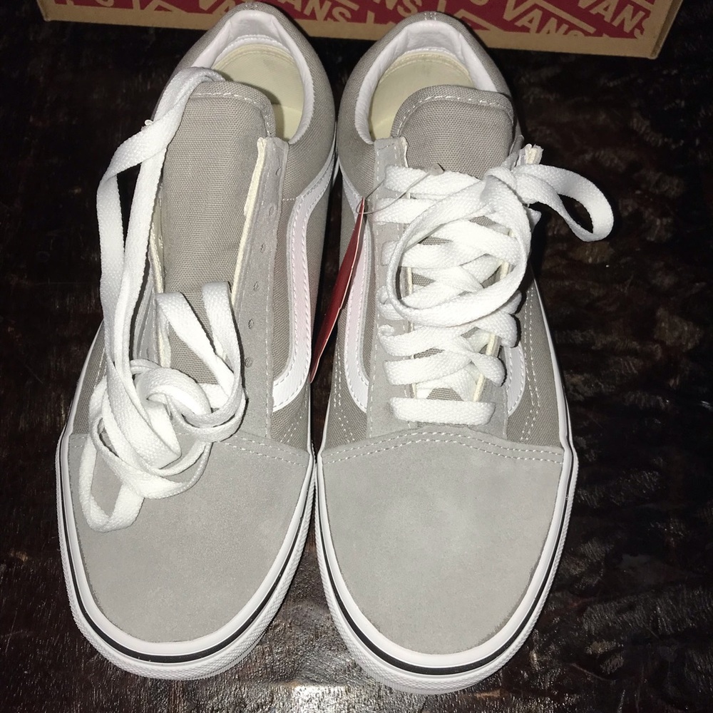 Old skool sneakers